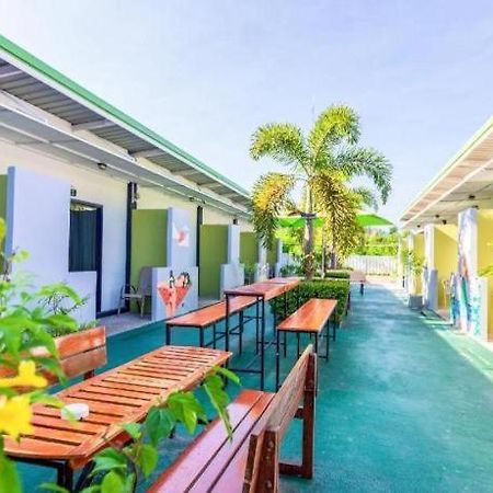 โอโย 450 ราไวย์ สตูดิโอ รีสอร์ต Hotel Rawai ภายนอก รูปภาพ